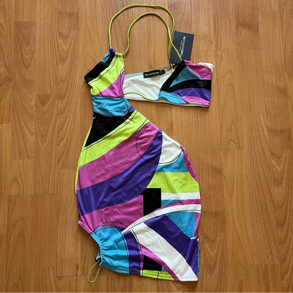 Prettylittlething dress NWT